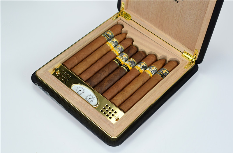8支 COHIBA Lineas Travel Retail Seleccion 2016 Box of 8 