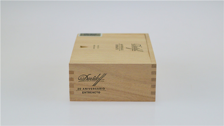 20支 DAVIDOFF Aniversario Entreacto周年庆 奏鸣曲