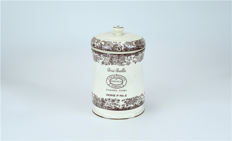 21支瓷罐Partagas Serie P No.2 serie sevilla