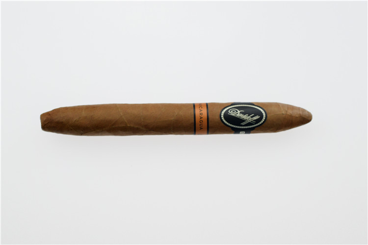 12支 Davidoff NICARAGUA DIADEMA 尼加拉瓜 大帝