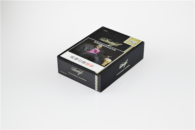 12支 Davidoff NICARAGUA DIADEMA 尼加拉瓜 大帝