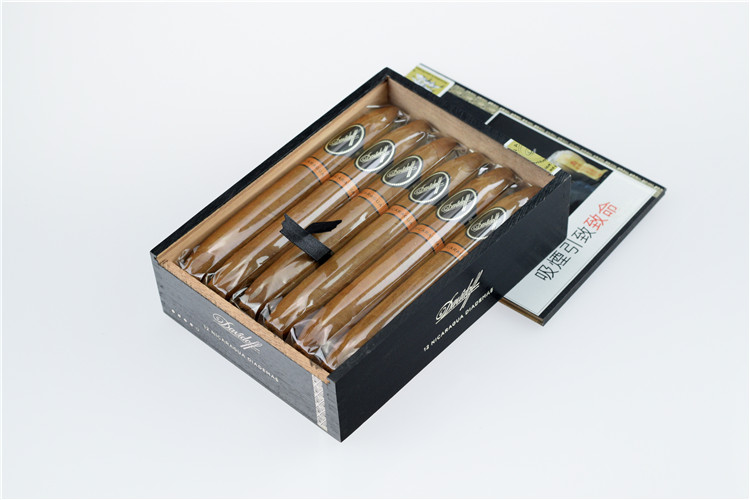 12支 Davidoff NICARAGUA DIADEMA 尼加拉瓜 大帝