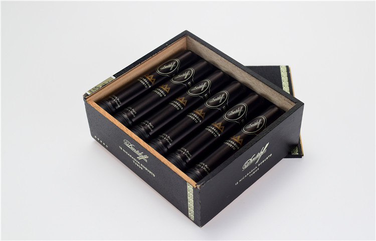 12支铝管 DAVIDOFF NICARAGUA ROBUSTO TUBOS 尼加拉瓜罗布图